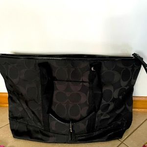 Outlet Coach Large Twill tote bag.